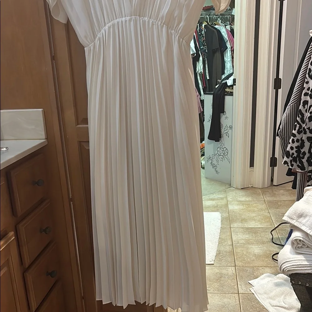 Halogen Cream Ruched Maxi Dress with Dolman Sleeves - Picture 3 of 6